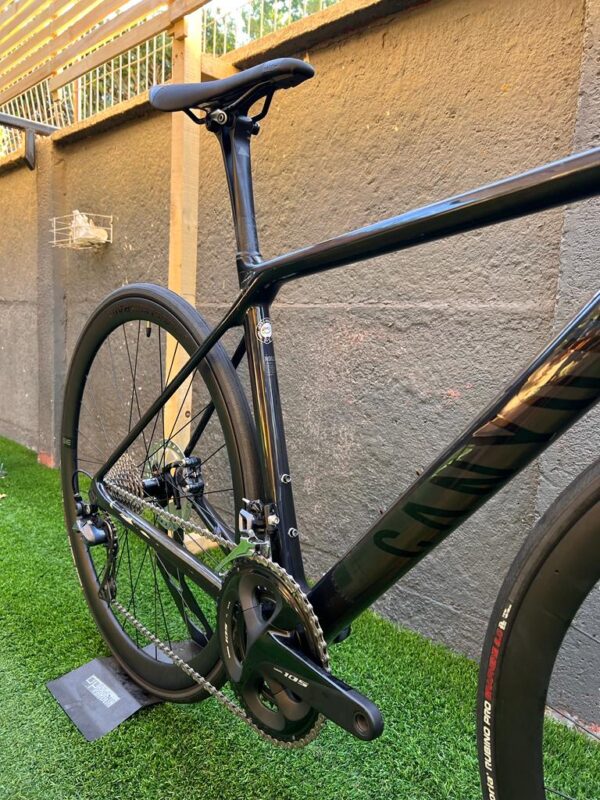 Canyon Ultimate CF SLX WMN Talla XS - Image 2