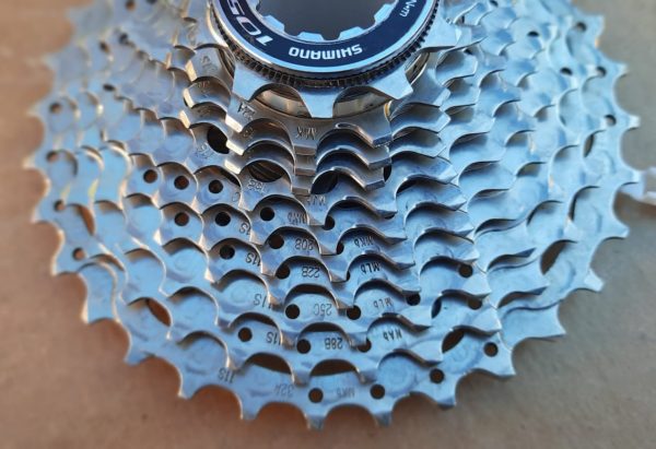 Grupo Shimano 105 (5800) 11 velocidades - Image 15