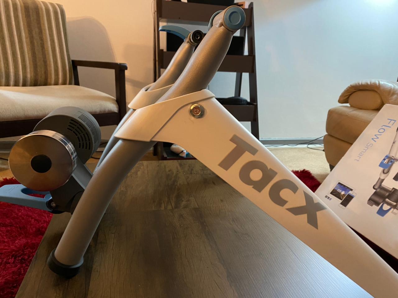 Rodillo Tacx Flow Smart + Rueda - Image 4