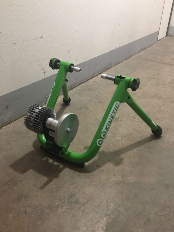 Rodillo Kinetic Road Machine Smart 2 - Image 3