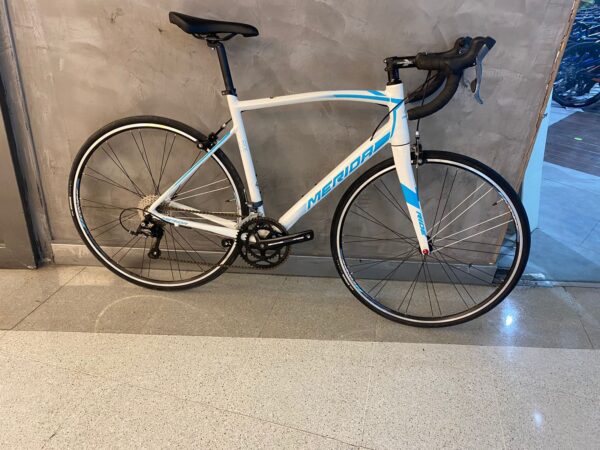 Merida Ride 100 Talla 54 - Image 3