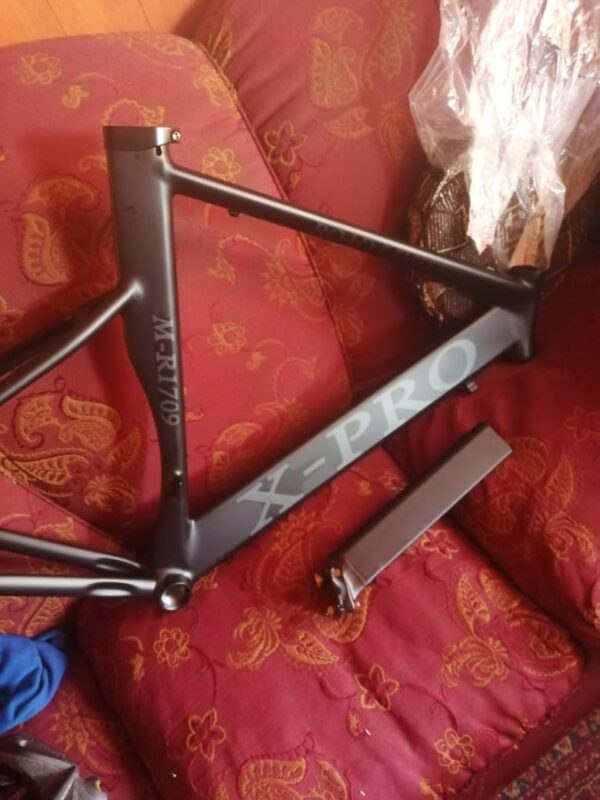 Cuadro cinelli x-pro talla 54 con tija aero - Image 3