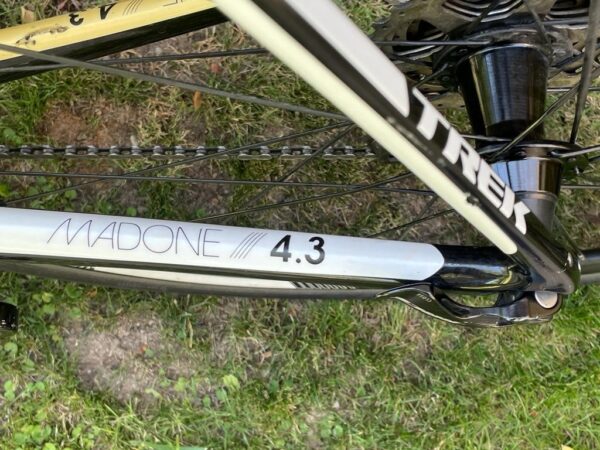 Trek Madone 4.3 H2 Talla 54 - Image 4