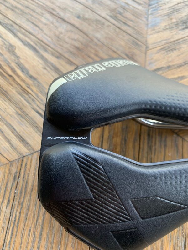 Asiento Selle Italia Superflow Titanio - Image 4