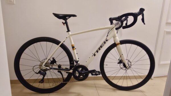 Trek Checkpoint AL3 Talla 56 - Image 12