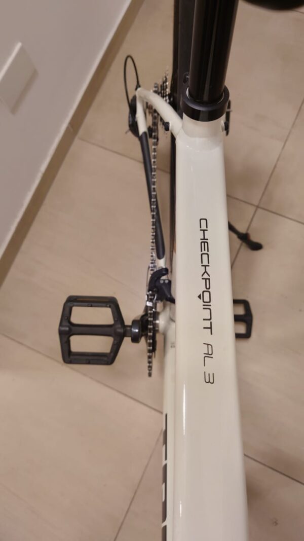 Trek Checkpoint AL3 Talla 56 - Image 6