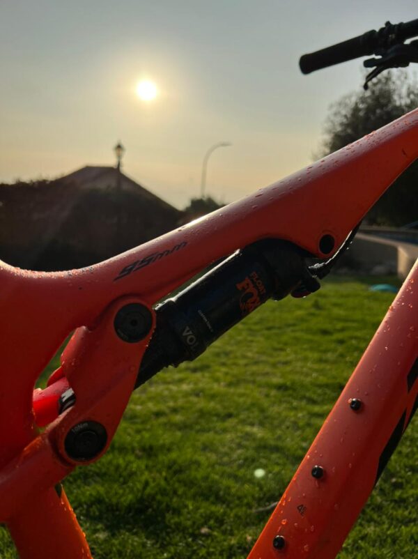 KTM SCARP 2022 Talla L Componentes nuevos - Image 16