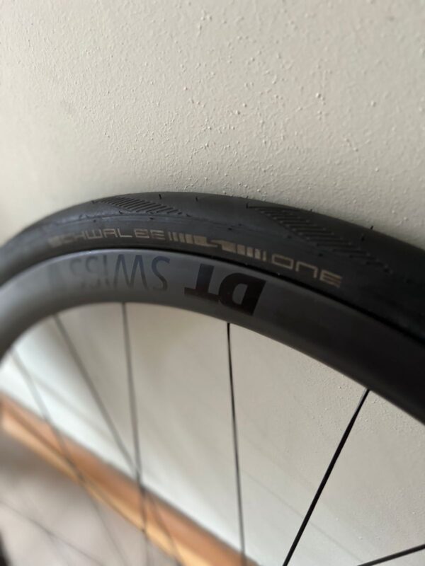 Ruedas dt swiss prc 1100 dicut perfil 35 - Image 7