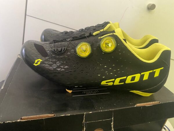 Zapatilla Scott Road RC Talla 10 US - Image 5