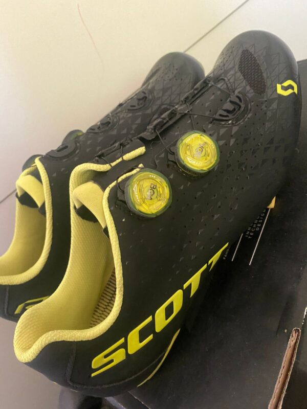 Zapatilla Scott Road RC Talla 10 US - Image 3