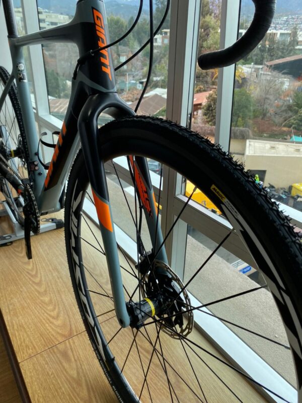 GIANT TCX Gravel Talla M - Image 6