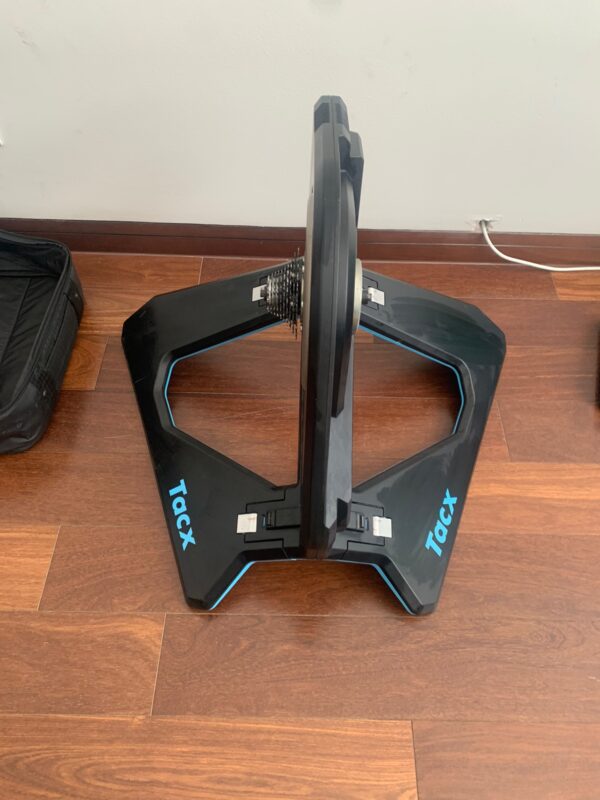 Tacx Neo 2 + bolso + piñon - Image 6