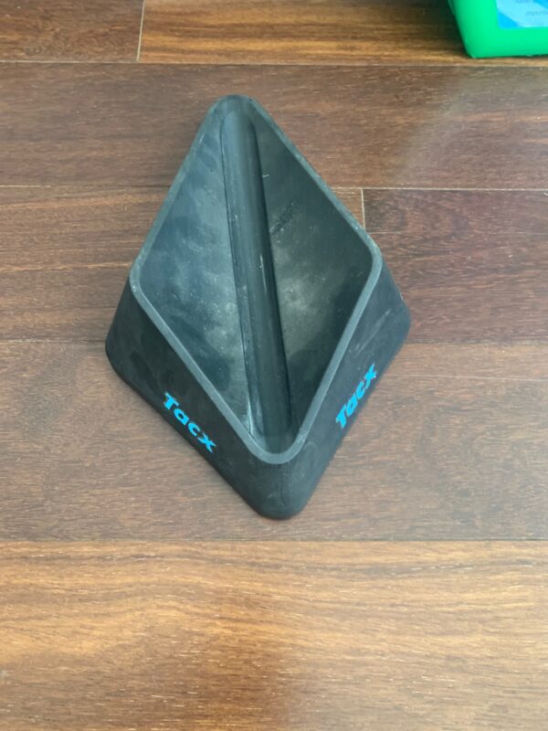 Tacx Neo 2 + bolso + piñon - Image 4