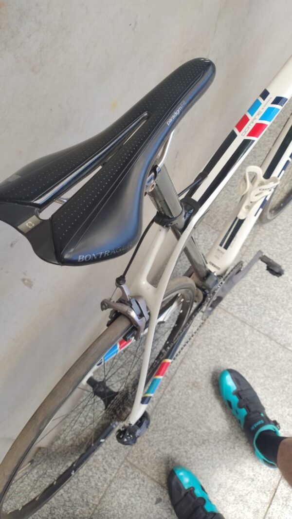 Trek domane 5.9 Talla 62 - Image 3