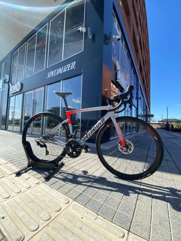 Specialized Tarmac SL6 Talla 52 - Image 3