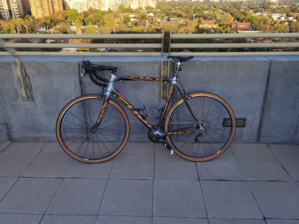 Fuji Roubaix Talla 56 - Image 10