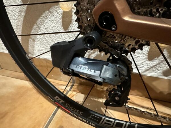 BMC Roadmachine Two Talla 51 - Image 6
