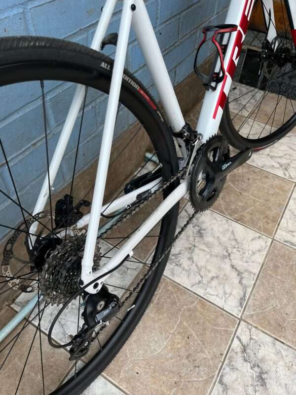 Trek Domane Al3 Talla 54 - Image 4