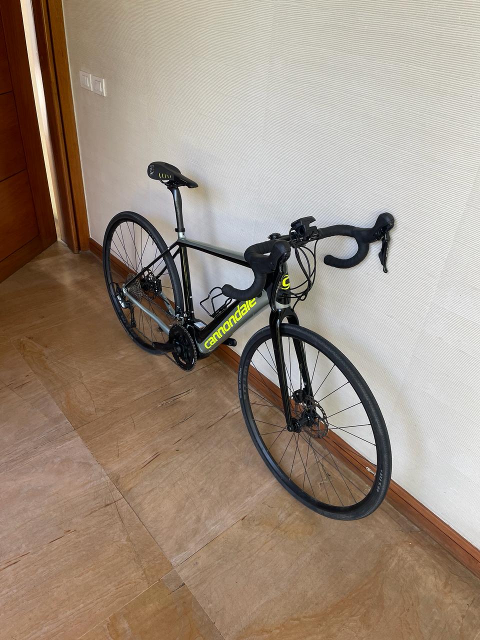 Cannondale Synapse Neo AL2 700 2019 Talla M - Image 4