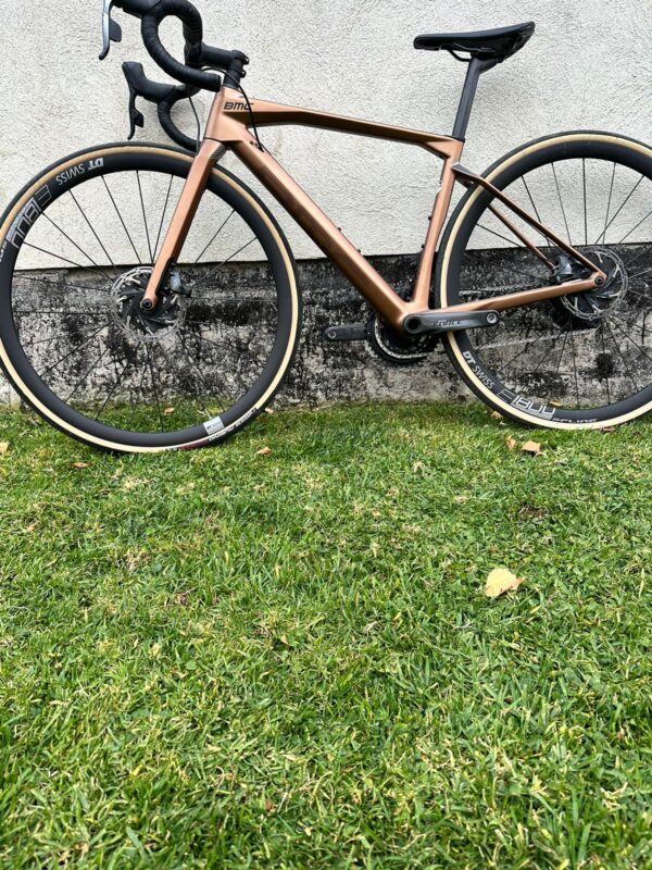 BMC Roadmachine Two Talla 47 - Image 12