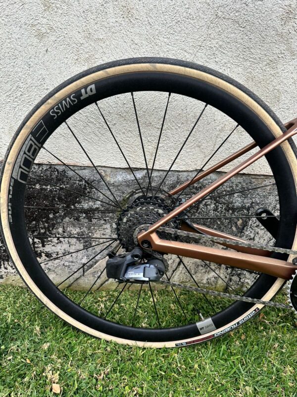 BMC Roadmachine Two Talla 47 - Image 6