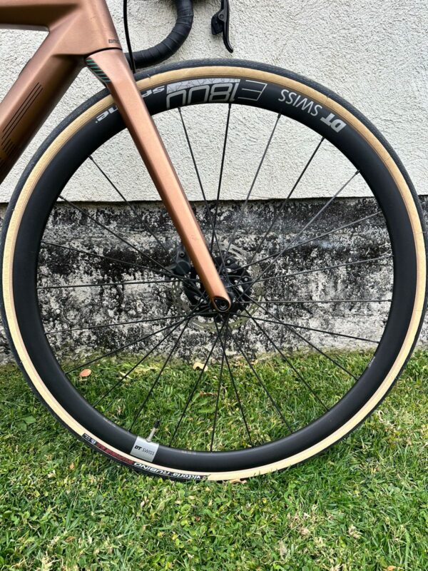 BMC Roadmachine Two Talla 47 - Image 7